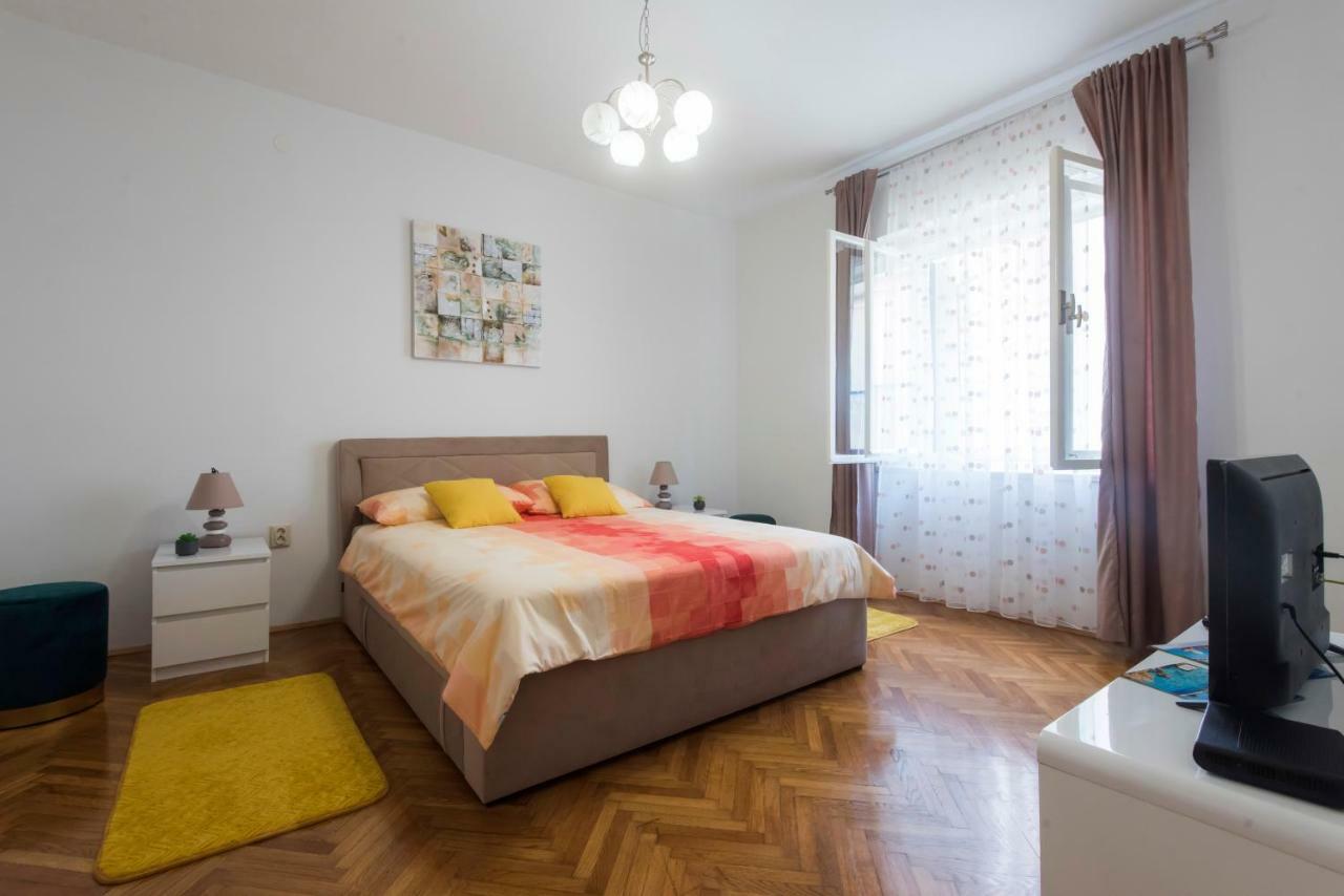 T&M Apartment With Parking In The Old Town Zadar Eksteriør bilde