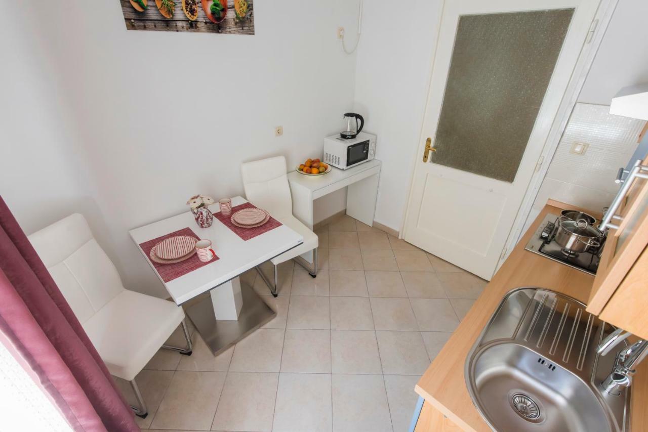 T&M Apartment With Parking In The Old Town Zadar Eksteriør bilde